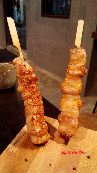 山代目酒藏:【臺南Ω中西區】山代目酒藏。來居酒屋就是要享用新鮮刺身、道地串烤和用料滿滿的丼飯呀! 山代目酒藏:【臺南Ω中西區】山代目酒藏。來居酒屋就是要享用新鮮刺身、道地串烤和用料滿滿的丼飯呀!