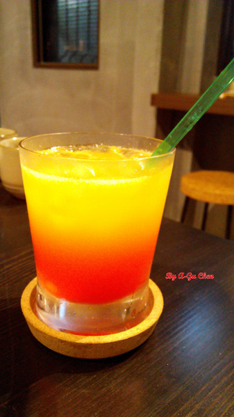 山代目酒藏:【臺南Ω中西區】山代目酒藏。來居酒屋就是要享用新鮮刺身、道地串烤和用料滿滿的丼飯呀! 山代目酒藏:【臺南Ω中西區】山代目酒藏。來居酒屋就是要享用新鮮刺身、道地串烤和用料滿滿的丼飯呀!