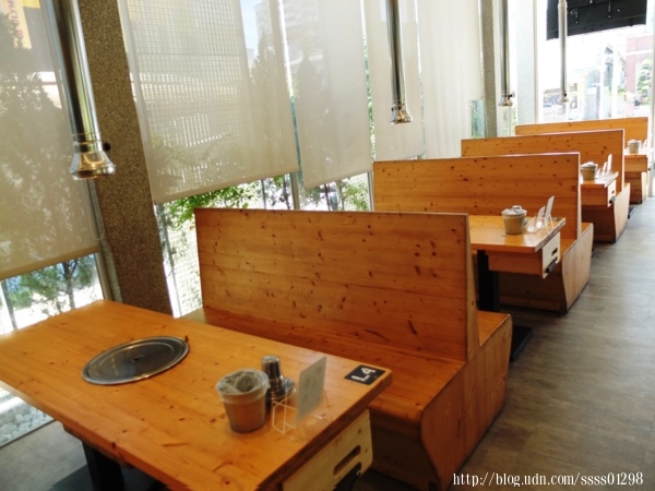 五花肉 . K R - 韓國烤肉 B B Q:食記【五花肉.KR - 韓國烤肉BBQ嘉義店】嘉義激推吃到飽 正統韓式炭火烤肉 上等特選肉品大吃特吃好過癮!