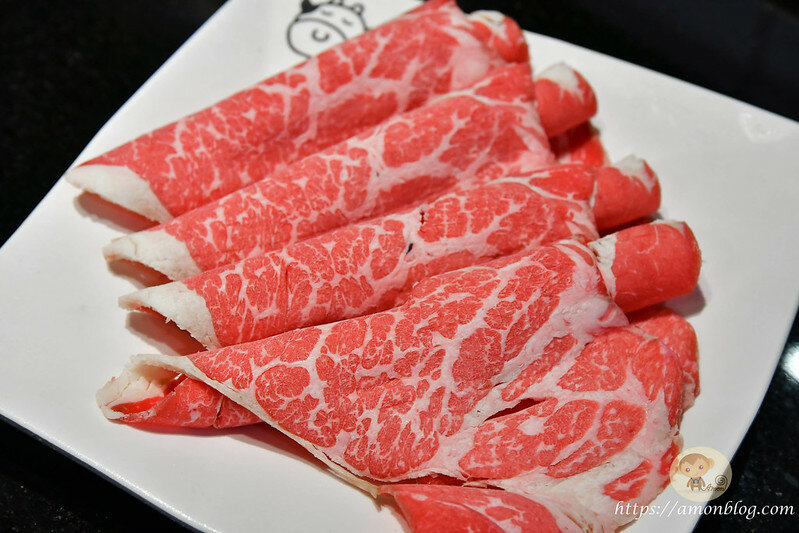 小蒙牛麻辣養生鍋|斗六吃到飽推薦，火鍋燒烤一次滿足，和牛、哈根達斯必吃