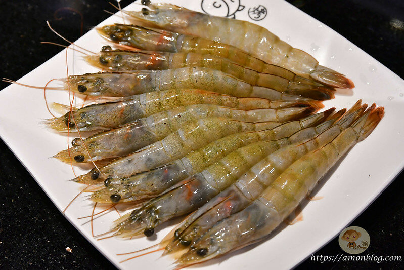 小蒙牛麻辣養生鍋|斗六吃到飽推薦，火鍋燒烤一次滿足，和牛、哈根達斯必吃