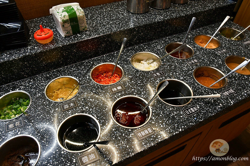 小蒙牛麻辣養生鍋|斗六吃到飽推薦，火鍋燒烤一次滿足，和牛、哈根達斯必吃