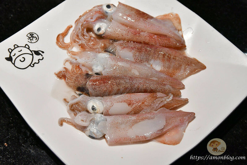 小蒙牛麻辣養生鍋|斗六吃到飽推薦，火鍋燒烤一次滿足，和牛、哈根達斯必吃