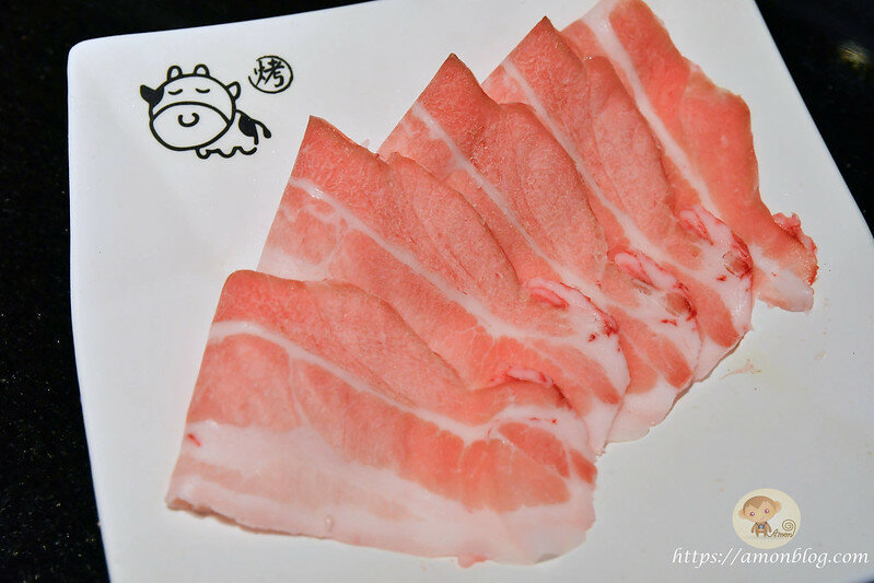 小蒙牛麻辣養生鍋|斗六吃到飽推薦，火鍋燒烤一次滿足，和牛、哈根達斯必吃