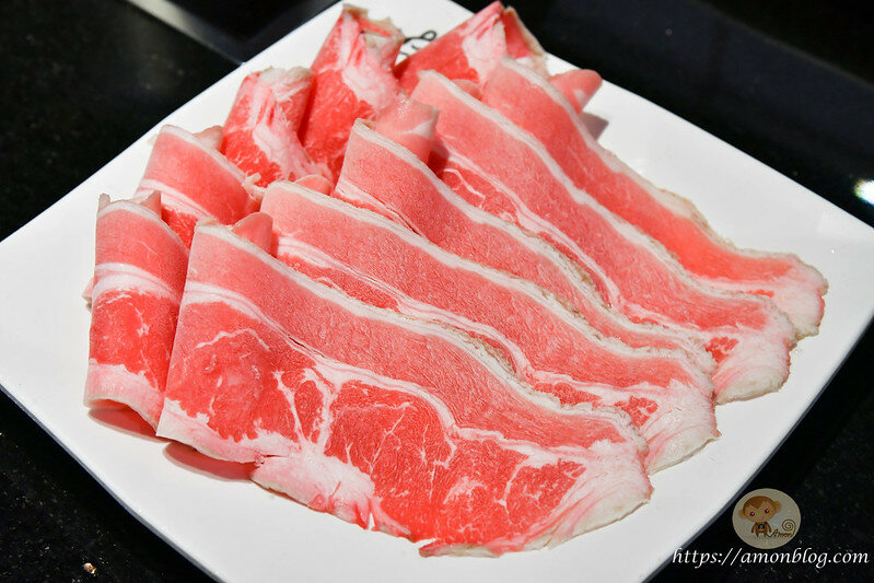小蒙牛麻辣養生鍋|斗六吃到飽推薦，火鍋燒烤一次滿足，和牛、哈根達斯必吃