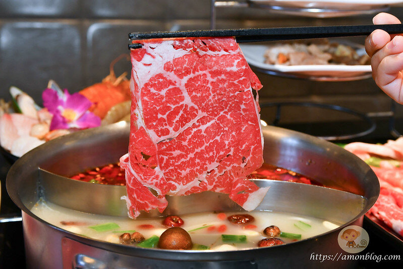 小蒙牛麻辣養生鍋|斗六吃到飽推薦，火鍋燒烤一次滿足，和牛、哈根達斯必吃