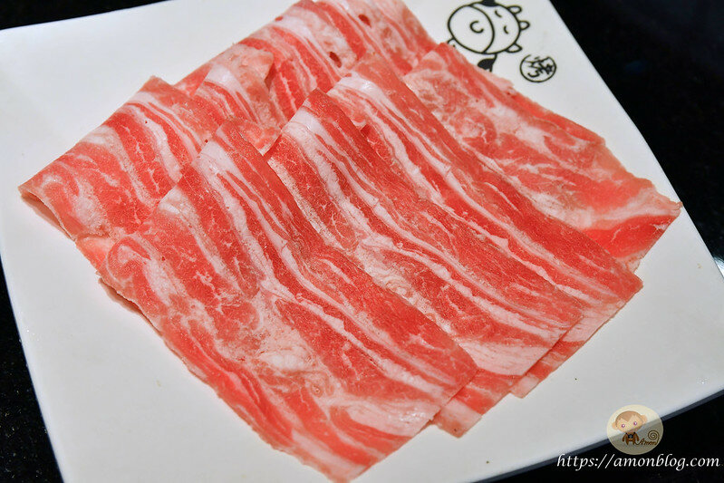 小蒙牛麻辣養生鍋|斗六吃到飽推薦，火鍋燒烤一次滿足，和牛、哈根達斯必吃