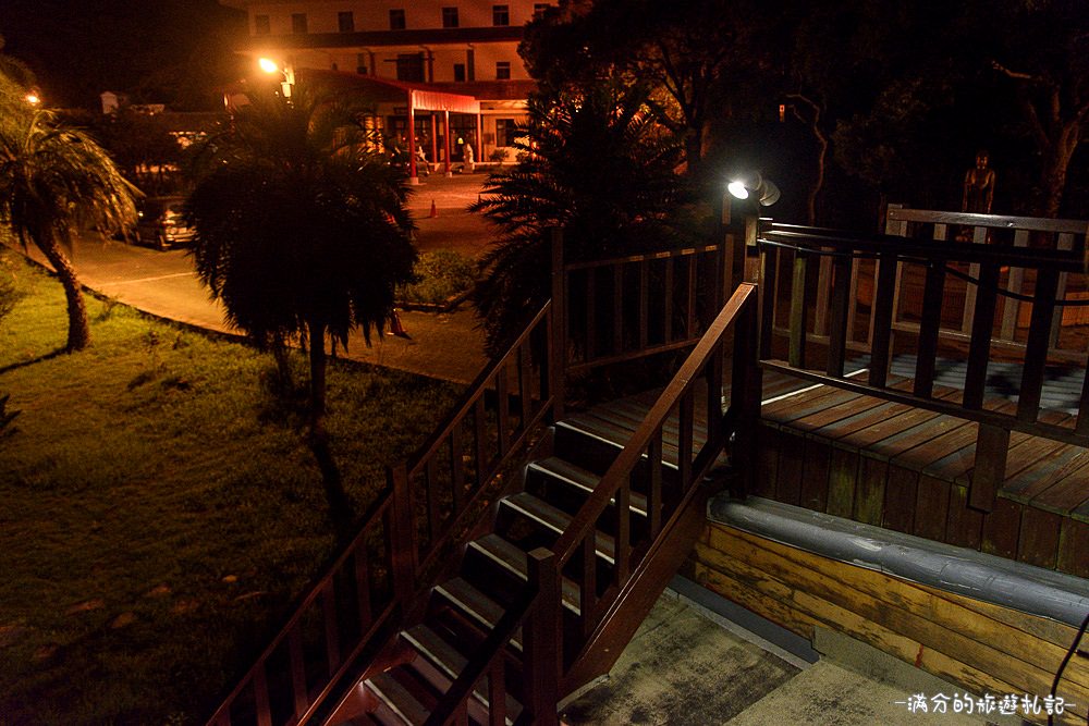 新竹湖口夜景》Summer Cafe 鳥瞰新竹城市的迷人夜景 可愛喵星人出沒 - 滿分的旅遊札記