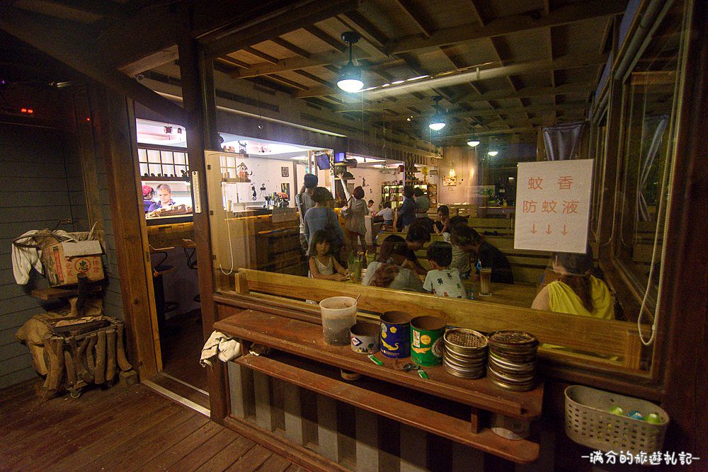 新竹湖口夜景》Summer Cafe 鳥瞰新竹城市的迷人夜景 可愛喵星人出沒 - 滿分的旅遊札記