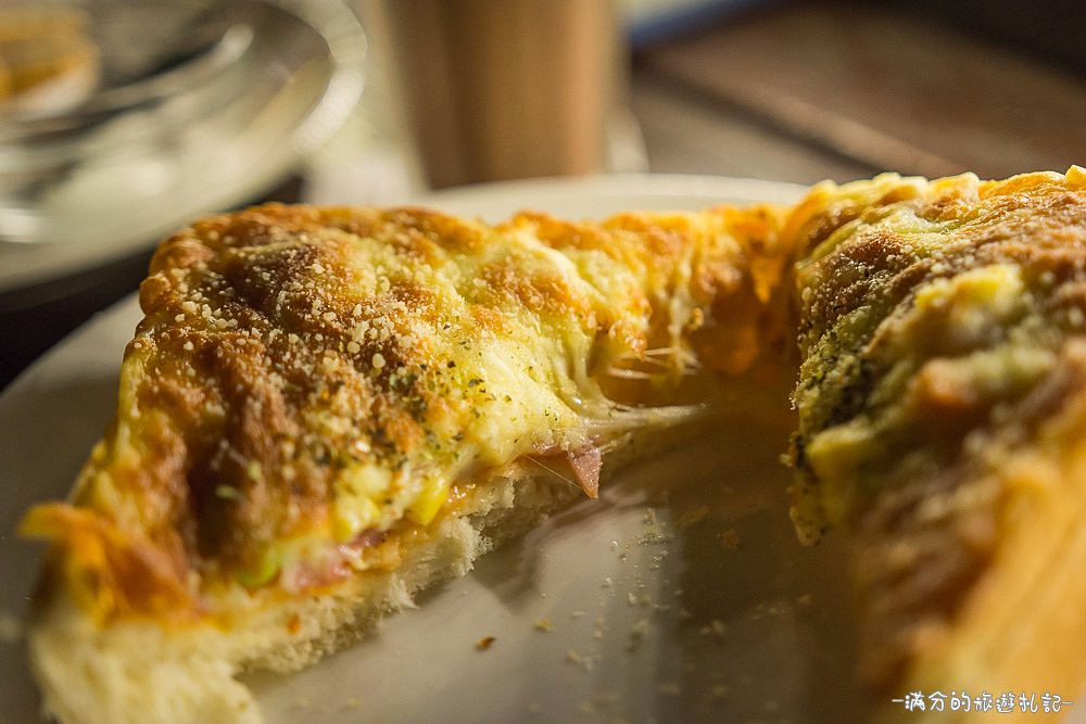 新竹湖口夜景》Summer Cafe 鳥瞰新竹城市的迷人夜景 可愛喵星人出沒 - 滿分的旅遊札記