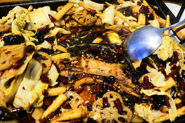 城裡城外巫山烤魚:【台中西區.美食】道地四川活魚料理❤城裡城外巫山烤魚 城裡城外巫山烤魚:【台中西區.美食】道地四川活魚料理❤城裡城外巫山烤魚