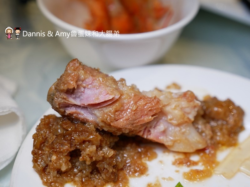 《新竹合菜餐廳》湘滿樓川湘菜料理餐廳。招牌菜色分享。適合家族聚餐尾牙春酒同事相聚｜南大路上（影片）