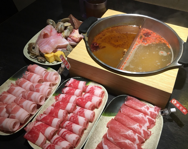 【府中】魔椒頂級鴛鴦鍋|冬天吃鍋暖呼呼*