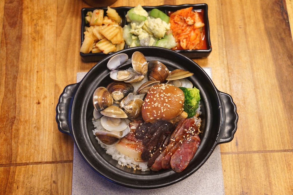 廣式腊味加蛤蜊加豬腳