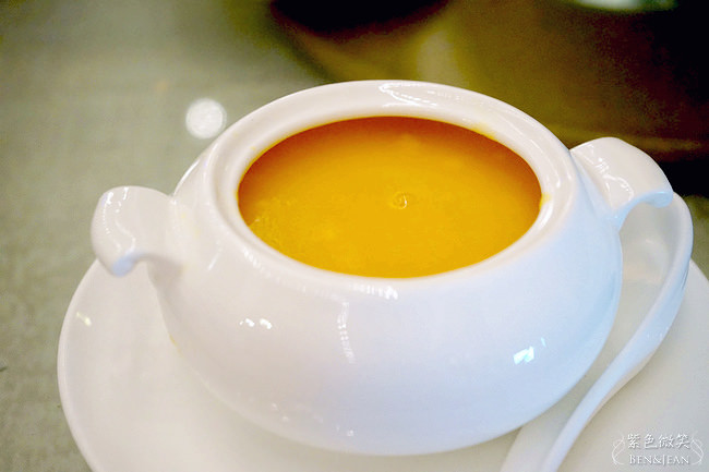 南投埔里住宿.楓樺台一渡假村(台一生態休閒農場)充滿綠意寬廣園區，溫泉套房提供旅人放鬆心情，抓寶可夢園區免費wifi暢遊趣