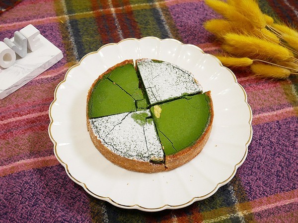 Long Face 臭臉甜點工作室：Long Face 臭臉甜點工作室-宜蘭法式甜點  有趣的店名瞬間被吸引  主廚遠赴日本藍帶學院求師  產品水準完全不輸貴森森甜點店