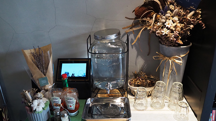 行天宮早午餐anywhere,行天宮美食,行天宮早午餐,我不是他媽媽,情人節,白色情人節,大漢門韓式食堂,茶湯會,松江市場,四平街,IG拍照