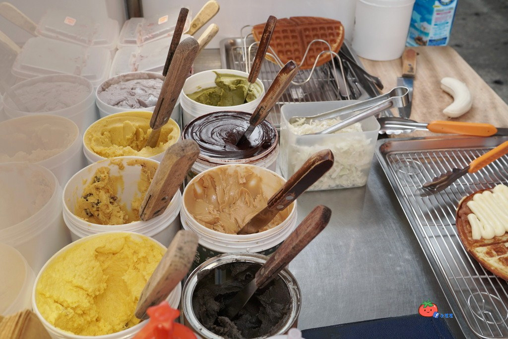 中原夜市平價美食 幸福圓鬆餅 銅板美食