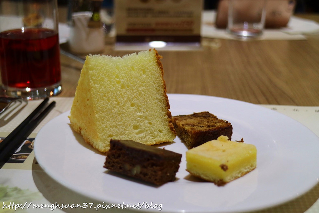 20180322_180322_0012