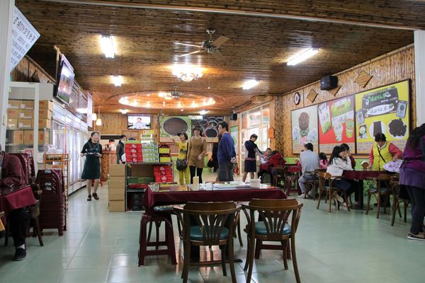 關西仙草博物館生態農場:【新竹景點】仙草巷關西仙草博物館~仙草飯糰創意料理/復古黑膠唱片展示/仙草凍DIY體驗/走訪一趟綠色小徑豐富這趟的生態之旅吧