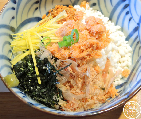 喜八珈琲店 Shiba caf'e：呷飽祙【高雄･喜八珈琲店Shiba Caf'e】到老宅享用飯糰與茶泡飯