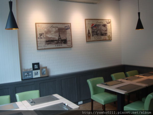 [新竹]象腳樹Moringa|以樹為名，簡單清新的質感餐廳。霸氣的鮭魚麵、烤全雞。不用再花大錢也可以吃好料!@老饕的最愛喜歡就打包