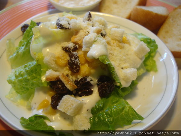 [新竹]象腳樹Moringa|以樹為名，簡單清新的質感餐廳。霸氣的鮭魚麵、烤全雞。不用再花大錢也可以吃好料!@老饕的最愛喜歡就打包