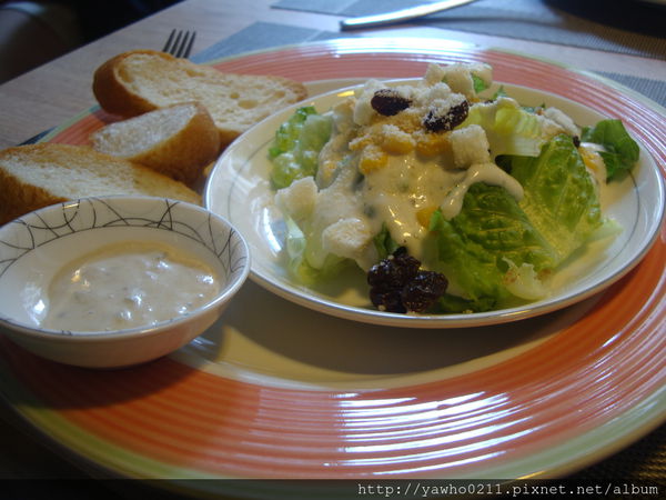 [新竹]象腳樹Moringa|以樹為名，簡單清新的質感餐廳。霸氣的鮭魚麵、烤全雞。不用再花大錢也可以吃好料!@老饕的最愛喜歡就打包