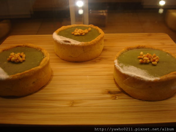 [新竹]象腳樹Moringa|以樹為名，簡單清新的質感餐廳。霸氣的鮭魚麵、烤全雞。不用再花大錢也可以吃好料!@老饕的最愛喜歡就打包