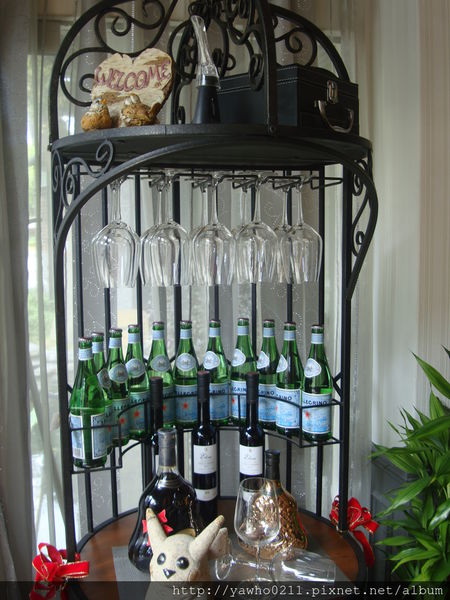 [新竹]象腳樹Moringa|以樹為名，簡單清新的質感餐廳。霸氣的鮭魚麵、烤全雞。不用再花大錢也可以吃好料!@老饕的最愛喜歡就打包