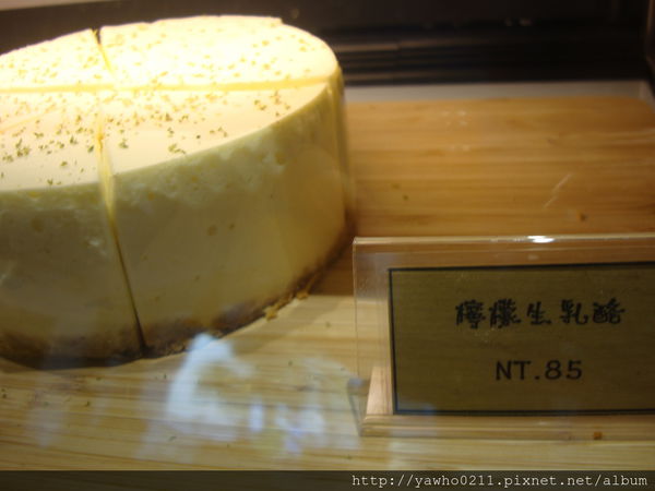 [新竹]象腳樹Moringa|以樹為名，簡單清新的質感餐廳。霸氣的鮭魚麵、烤全雞。不用再花大錢也可以吃好料!@老饕的最愛喜歡就打包