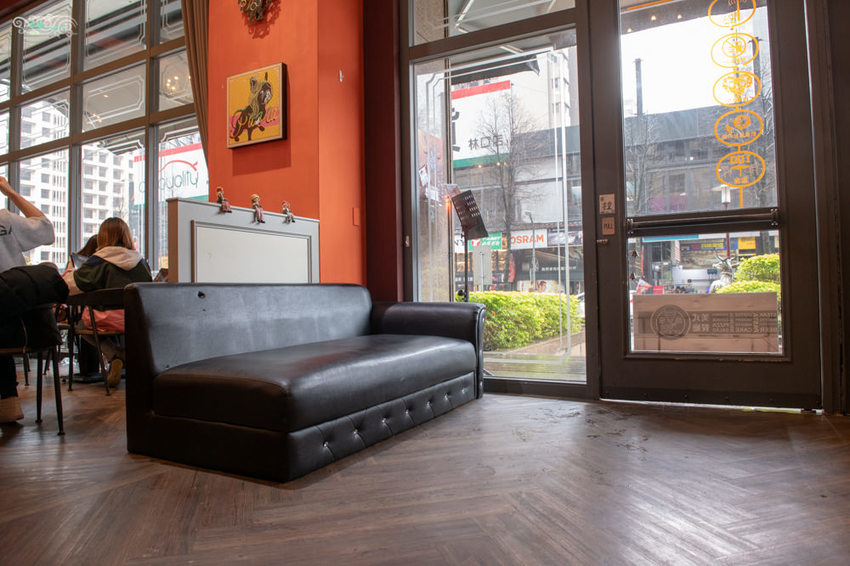 林口美食推薦》Eat enjoy 意享美式廚房 林口三井店 – 寵物友善餐廳 平價美味的美式餐點 - 時空幻境 凌雲江海清