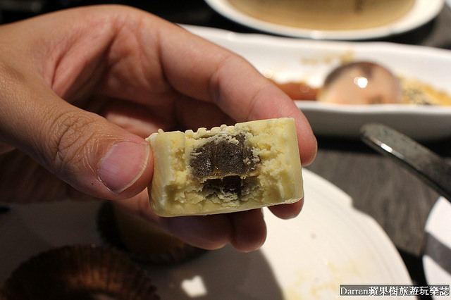 『台北大安區』逗點心中式創意點心專賣店★萌萌噠的寶可夢寶貝球創意港式點心/電視名廚溫國智的鼎太極麻辣火鍋(原逗鼎)雙品牌餐廳/捷運公館站美食