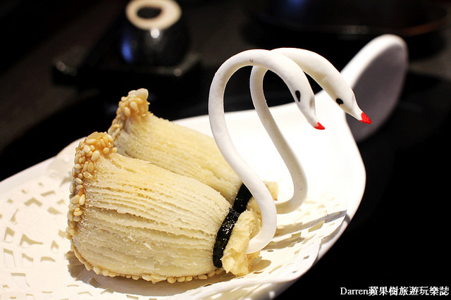 『台北大安區』逗點心中式創意點心專賣店★萌萌噠的寶可夢寶貝球創意港式點心/電視名廚溫國智的鼎太極麻辣火鍋(原逗鼎)雙品牌餐廳/捷運公館站美食