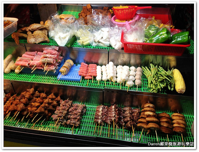 『桃園美食小吃』阿珠碳烤鹽酥雞★桃園火車站前鹽酥雞涮上自製碳烤醬料入味/桃園周末假日限定必吃宵夜