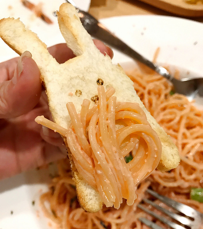 91B96976-5D67-4E1C-976E-68E871FA0B3F