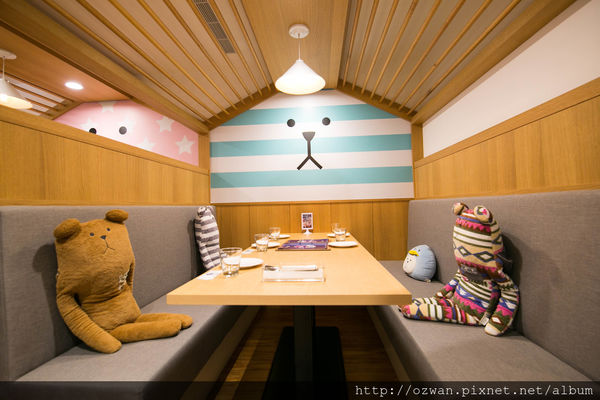 [吃喝]夢幻少女心萌漾好療癒～宇宙人主題餐廳CRAFTHOLIC CAFE。