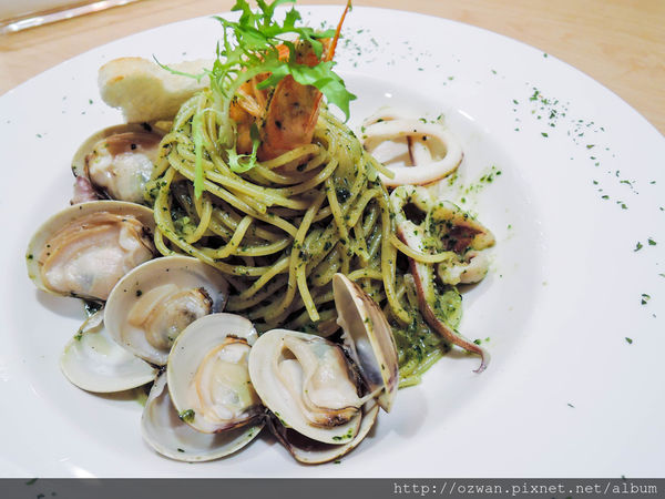 [吃喝]夢幻少女心萌漾好療癒～宇宙人主題餐廳CRAFTHOLIC CAFE。