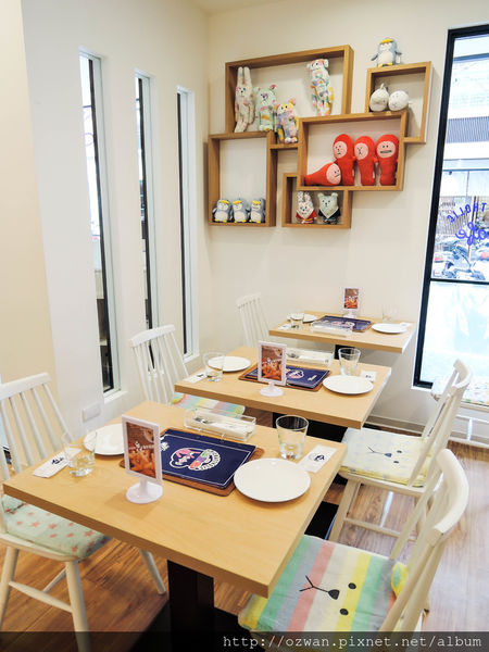 [吃喝]夢幻少女心萌漾好療癒～宇宙人主題餐廳CRAFTHOLIC CAFE。