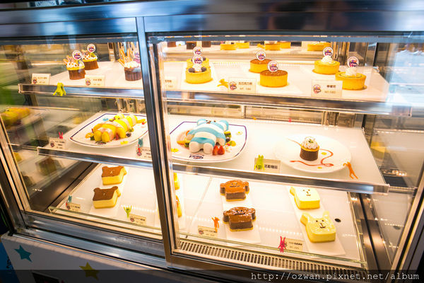 [吃喝]夢幻少女心萌漾好療癒～宇宙人主題餐廳CRAFTHOLIC CAFE。