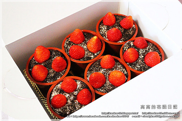 麵包花園烘焙坊：【高雄】前鎮區。麵包花園烘焙坊 冬季草莓系列《草莓千層蛋糕、草莓盆栽、草莓排排讚蛋糕》