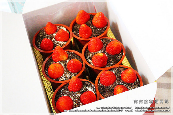 麵包花園烘焙坊：【高雄】前鎮區。麵包花園烘焙坊 冬季草莓系列《草莓千層蛋糕、草莓盆栽、草莓排排讚蛋糕》