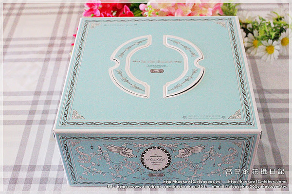 麵包花園烘焙坊：【高雄】前鎮區。麵包花園烘焙坊 冬季草莓系列《草莓千層蛋糕、草莓盆栽、草莓排排讚蛋糕》