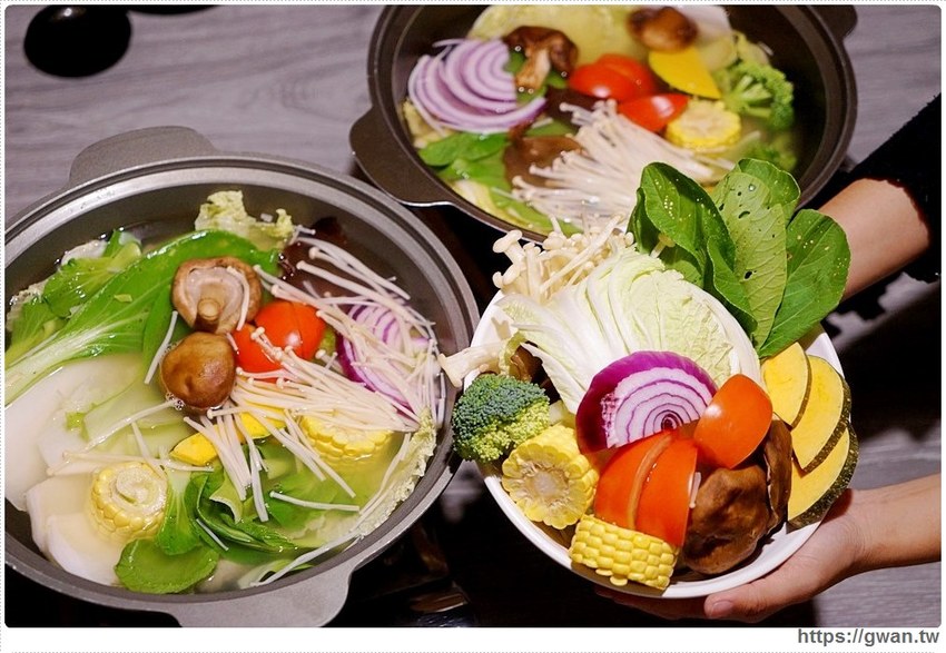 台中隱藏版帝王蟹四吃!還有超濃蟹膏粥,蟹霸王套餐每日限量四組,沒預訂吃不到~