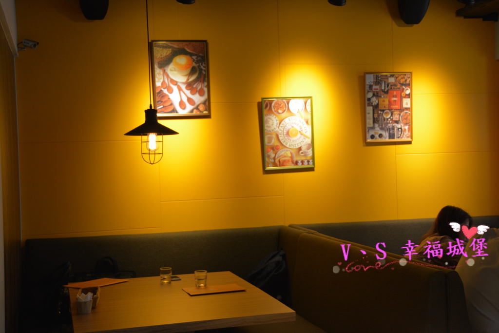 【台北大安區美食】忠孝敦化站 Imp Cafe ~ 有著大螢幕可看球賽的運動餐廳，悠閒環境更是姐妹聚會的好地方 !