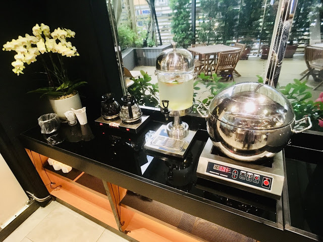 [台北住宿] UiNN Business Hotel 悠逸商旅｜士林附設室內外遊戲區的親子友善旅館，步行10分鐘即可達科教館、天文館、兒童新樂園、士林親子館，全家大小入住超方便！