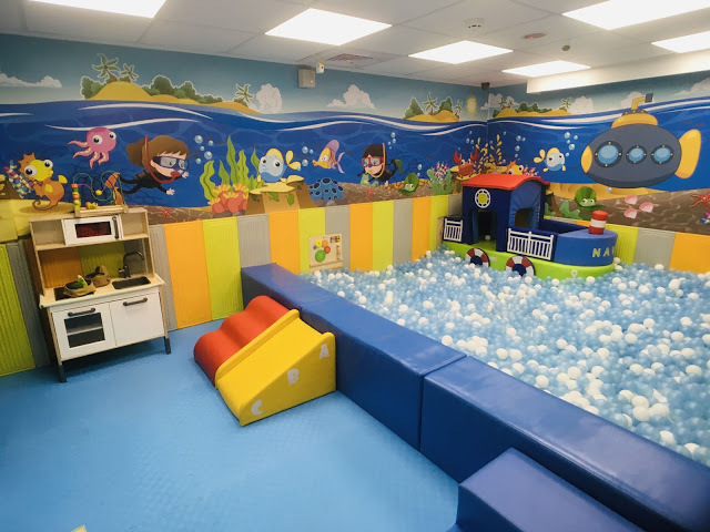 [台北住宿] UiNN Business Hotel 悠逸商旅｜士林附設室內外遊戲區的親子友善旅館，步行10分鐘即可達科教館、天文館、兒童新樂園、士林親子館，全家大小入住超方便！