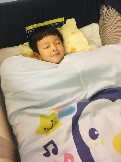 [台北住宿] UiNN Business Hotel 悠逸商旅｜士林附設室內外遊戲區的親子友善旅館，步行10分鐘即可達科教館、天文館、兒童新樂園、士林親子館，全家大小入住超方便！