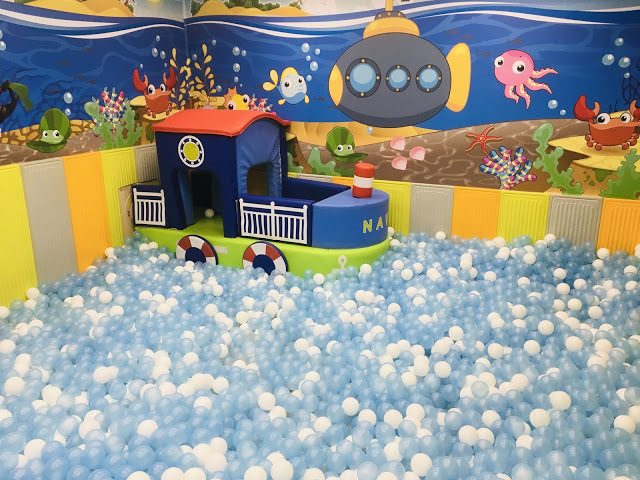 [台北住宿] UiNN Business Hotel 悠逸商旅｜士林附設室內外遊戲區的親子友善旅館，步行10分鐘即可達科教館、天文館、兒童新樂園、士林親子館，全家大小入住超方便！