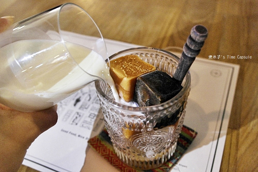 [台南東區]YES MARIE也是瑪莉-下班小酌聚餐的好地方!!充滿泰式西餐創意料理!